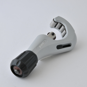 Corrugated pipe cutter - heating and solar (mounting tool, segment ring, solar flat gasket, flat sealing brass fittings)